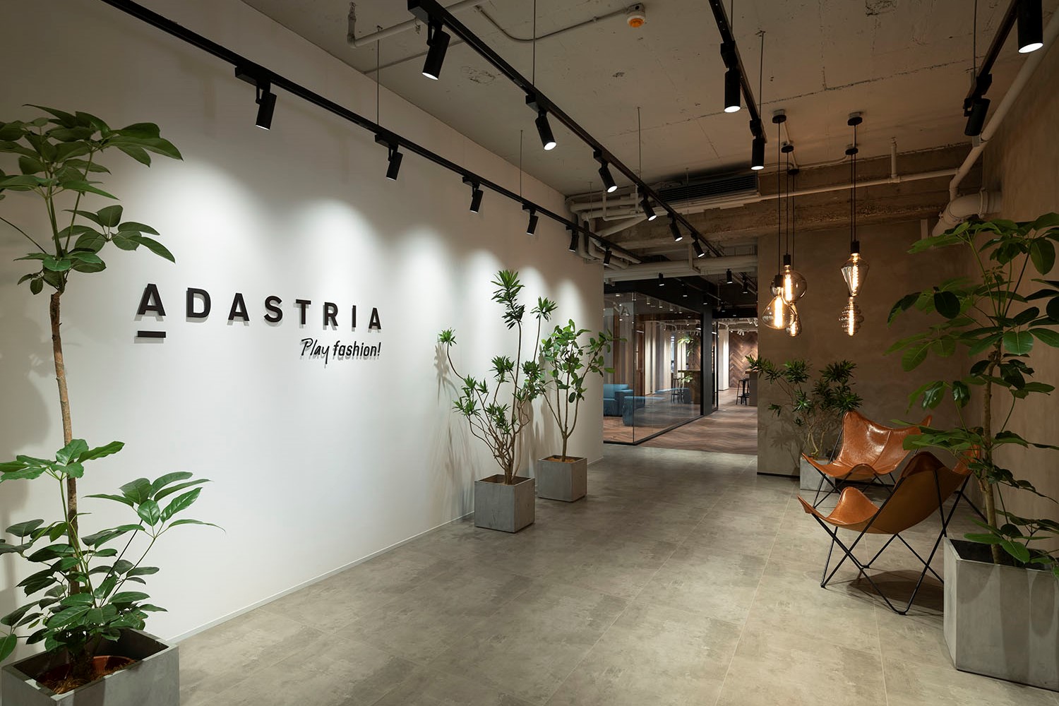 niko and… ADASTRIA SHANGHAI OFFICE